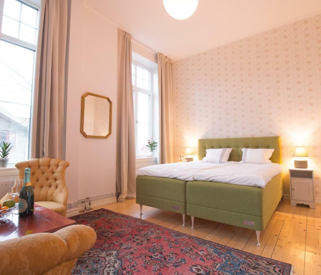 Lysekil City Rooms & Suites Esterno foto